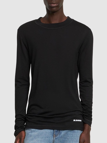 Lightweight long sleeve t-shirt