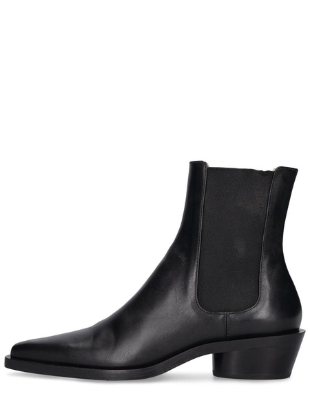 40mm Bronco leather Chelsea boots