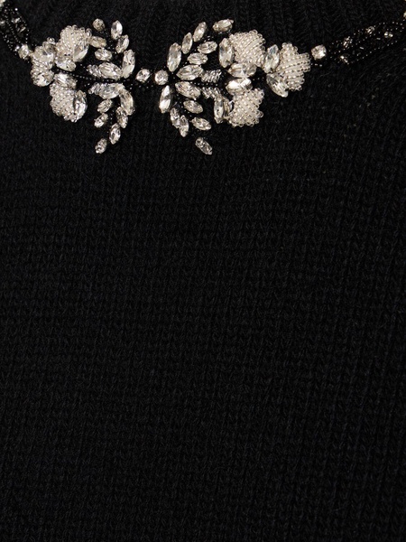 Embellished neck l/s wool knit top