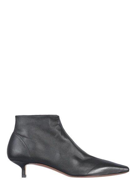 Neous Idra Boot in Black