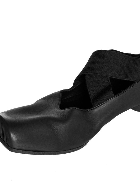 Uma Wang Flat Shoes in Black