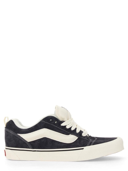 Vans Knu School Sneaker in Black