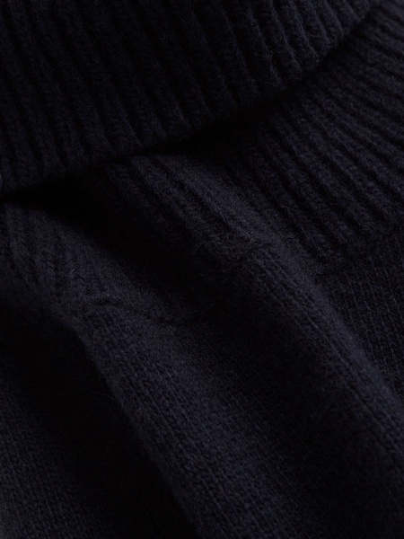 Wool-Cashmere Roll-Neck Jumper in Navy