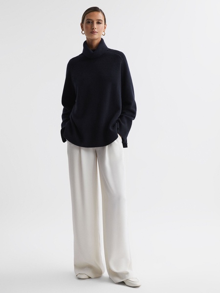 Wool-Cashmere Roll-Neck Jumper in Navy