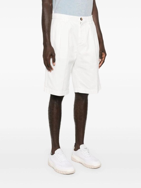 Straight leg shorts with pleated detail