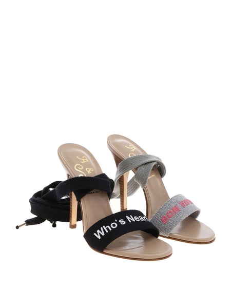 Holiday sandals in gray and black