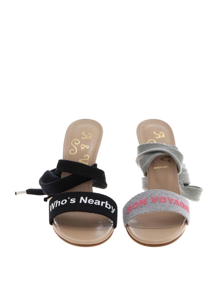 Holiday sandals in gray and black