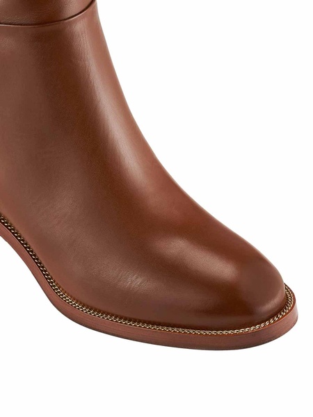 Sellier boot flat