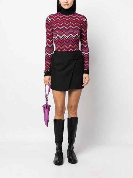 Zig-zag motif jumper