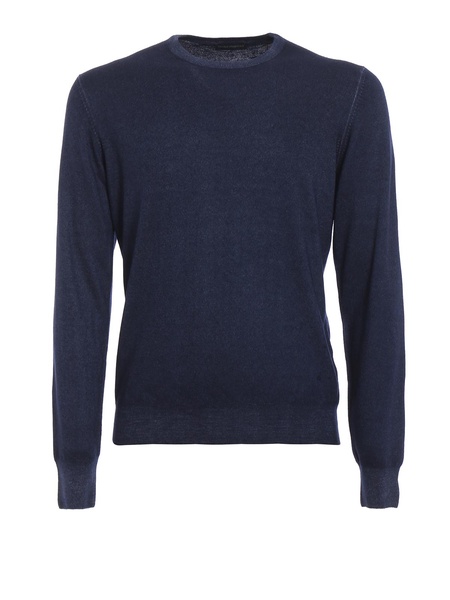 Soft cashmere crew neck sweater