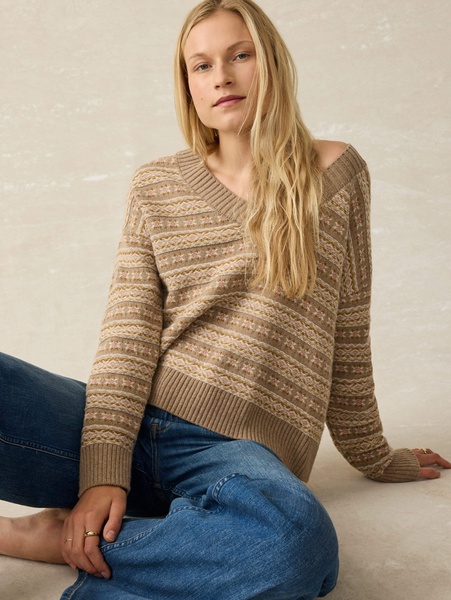 Highland Fairisle V-Neck Sweater - Sugar Cookie Fairisle