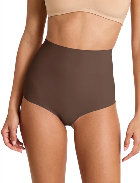 classic control thong in mocha