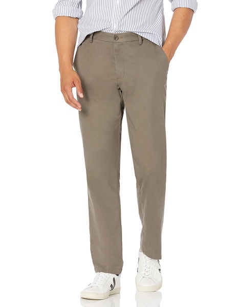 Amazon Essentials Men's Straight-Fit Wrinkle-Resistant Flat-Front Chino Pant