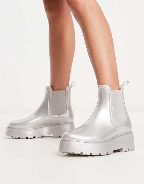 ASOS DESIGN Gadget chunky chelsea wellies in silver