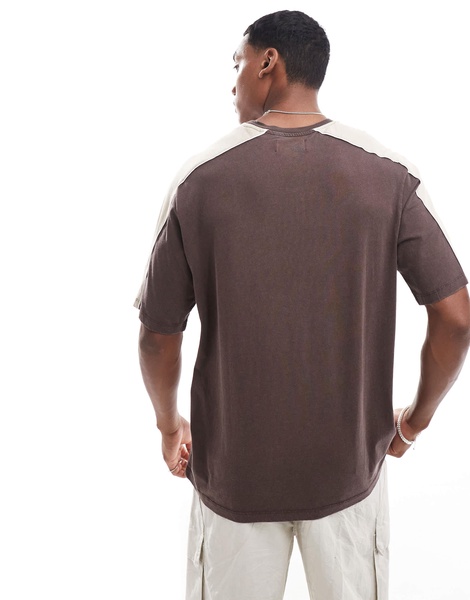 ADPT oversized motorsports t-shirt in brown