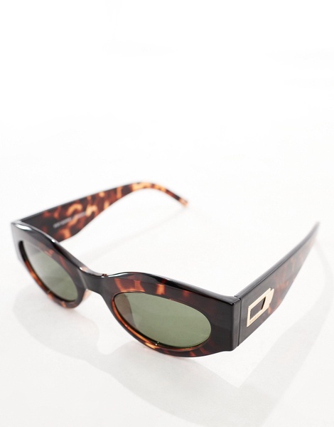 Le Specs body bumpin cat eye sunglasses in tortoiseshell