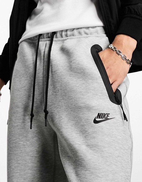 Nike Tech Cargo sweatpants in gray