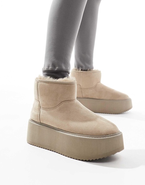 Bershka platform cozy boots in taupe