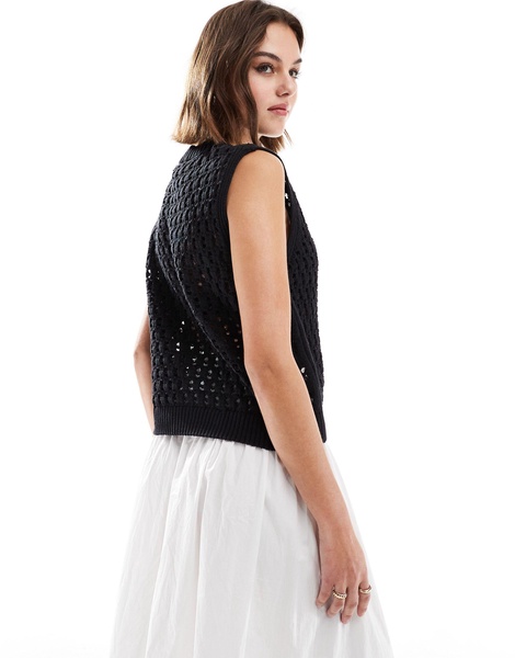 Mango crochet sleeveless top in black