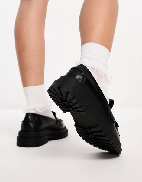 ASOS DESIGN Wide Fit Majesty chunky fringed loafers in black