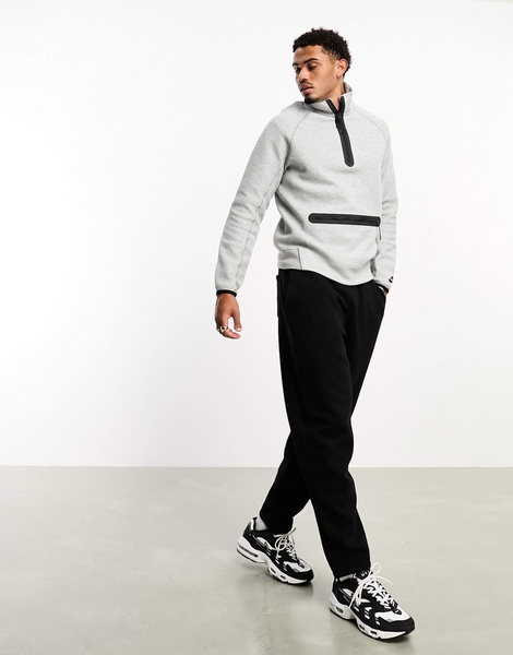 Nike Tech Fleece half zip sweatshirt in gray