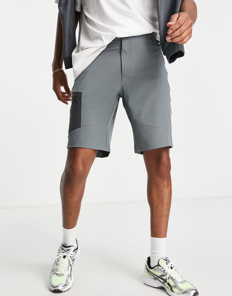 Columbia Triple Canyon shorts in gray