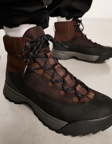 Sorel Scout 87 mid waterproof boots in brown