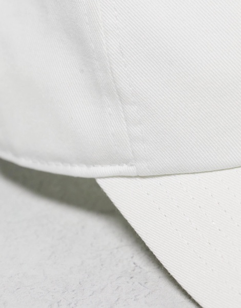 Nike Club cap in white