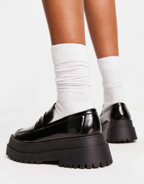 London Rebel wide fit loafer in black