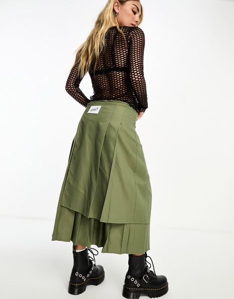 COLLUSION x TAMMY unisex pleated kilt skirt in khaki