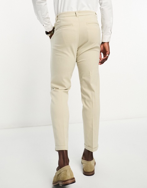 New Look slim fit pleated pants in oatmeal