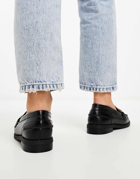 ASOS DESIGN Wide Fit Melodic slim loafer with chain in black