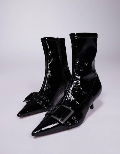 River Island kitten heel boot in black