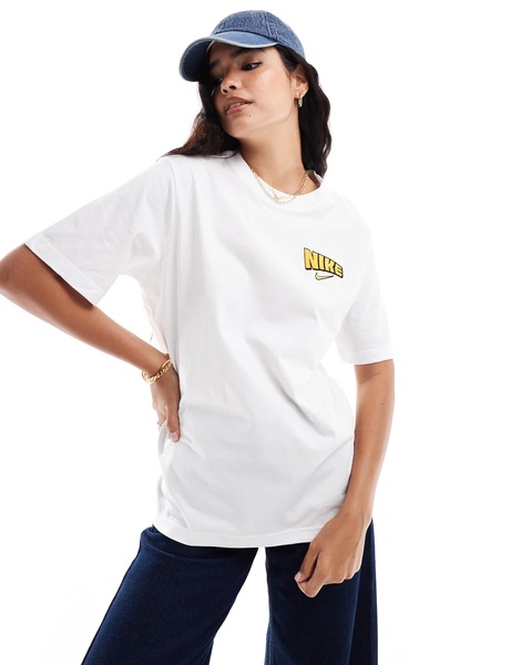 Nike Cortez graphic T-shirt in white