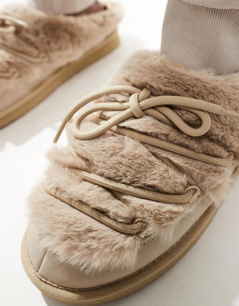 ASOS DESIGN chunky slippers in cream faux fur with laces