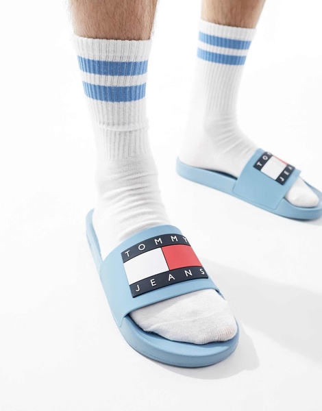 Tommy Jeans essential slides in blue