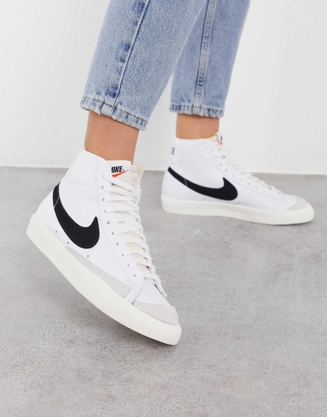 Nike Blazer Mid '77 vintage sneakers in white/black