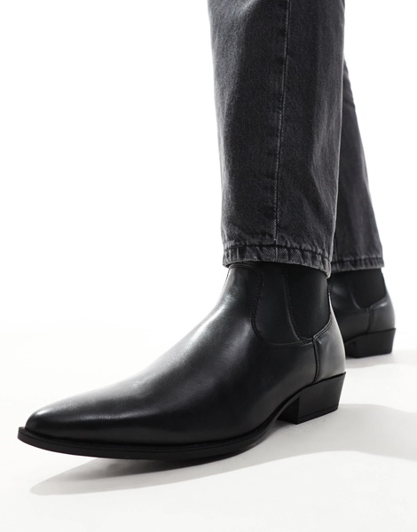 ASOS DESIGN Chelsea boots in black with Cuban heel