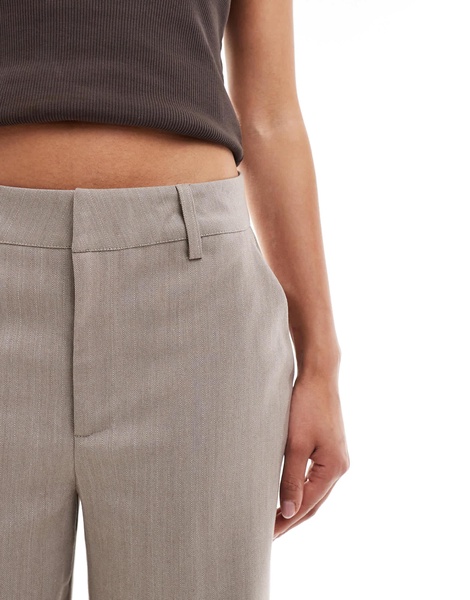 Cotton On low rise 3/4 pants in taupe