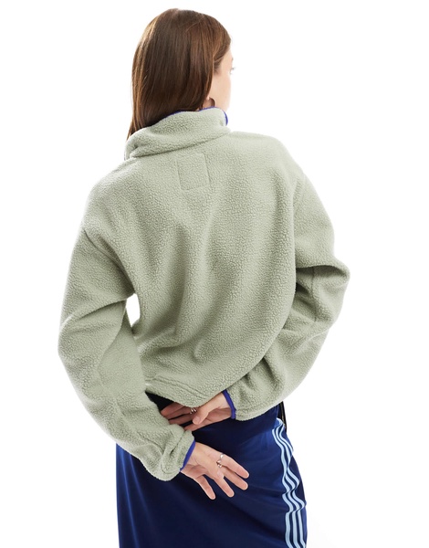 Columbia Helvetia II cropped half snap fleece in safari green