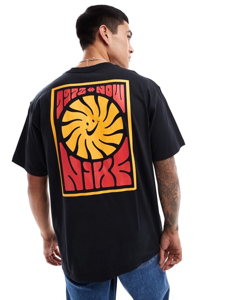 Nike festival back print T-shirt in black