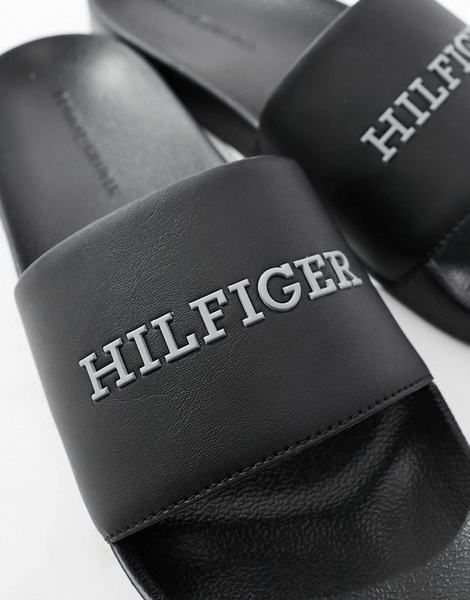 Tommy Hilfiger raised logo pool slides in black