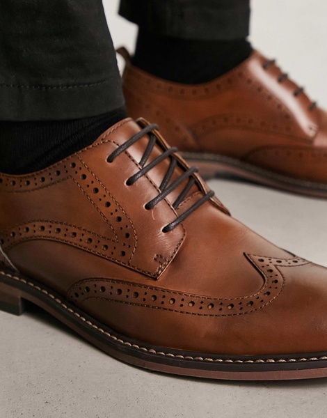 schuh Raffe brogues in brown leather