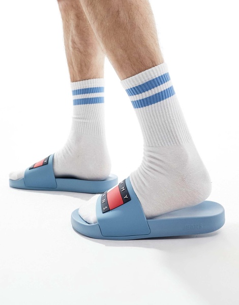 Tommy Jeans essential slides in blue