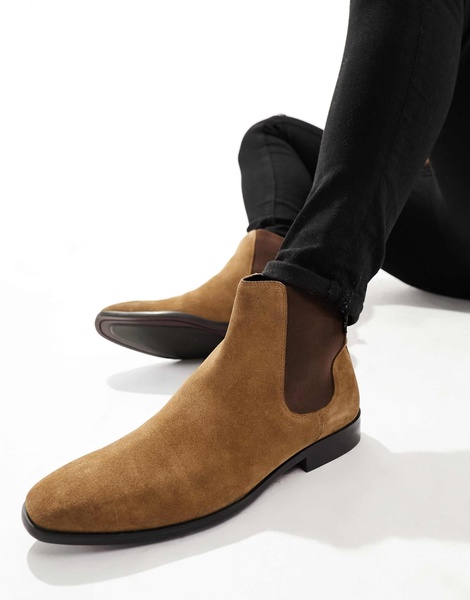 Walk London City Chelsea Boots In Tan Suede