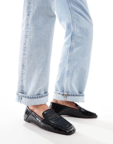 ASOS DESIGN Modern slim loafer in black