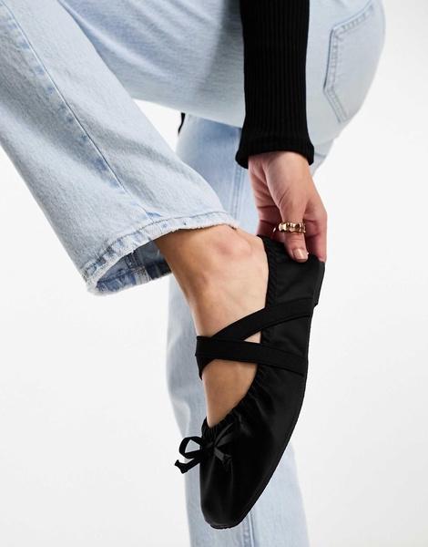 ASOS DESIGN Wide Fit Los Angeles ruched ballet flat in black satin