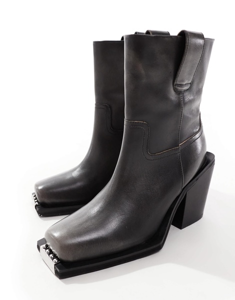 ASOS DESIGN Relax leather toe-clip western boots in black burnish