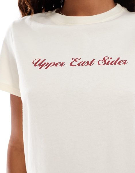 Motel saki upper east sider t-shirt in cream