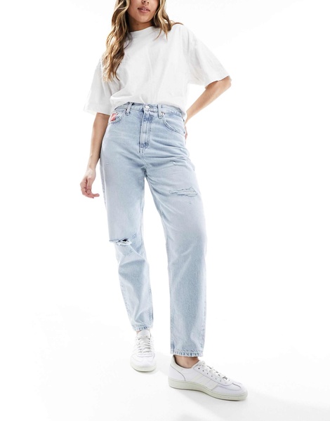 Tommy Jeans ultra high tapered mom jeans in light wash